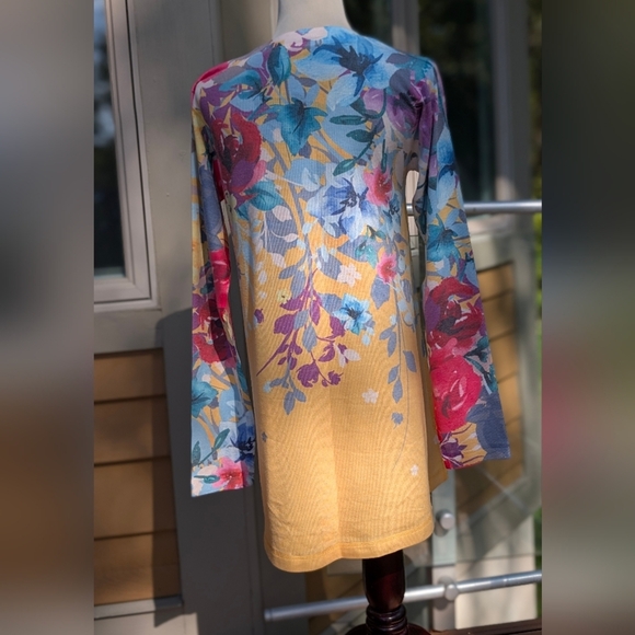 Soft Surroundings Yellow Floral V_ Neck Sweater Size S - Picture 4 of 10